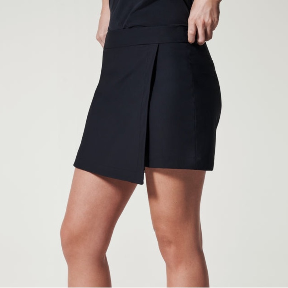 Spanx Sunshine Skort 6” size Large